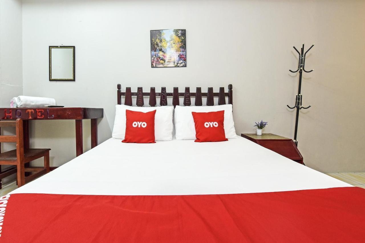 Super Oyo Capital O 90659 Raintown Timbers Hotel Taiping Buitenkant foto