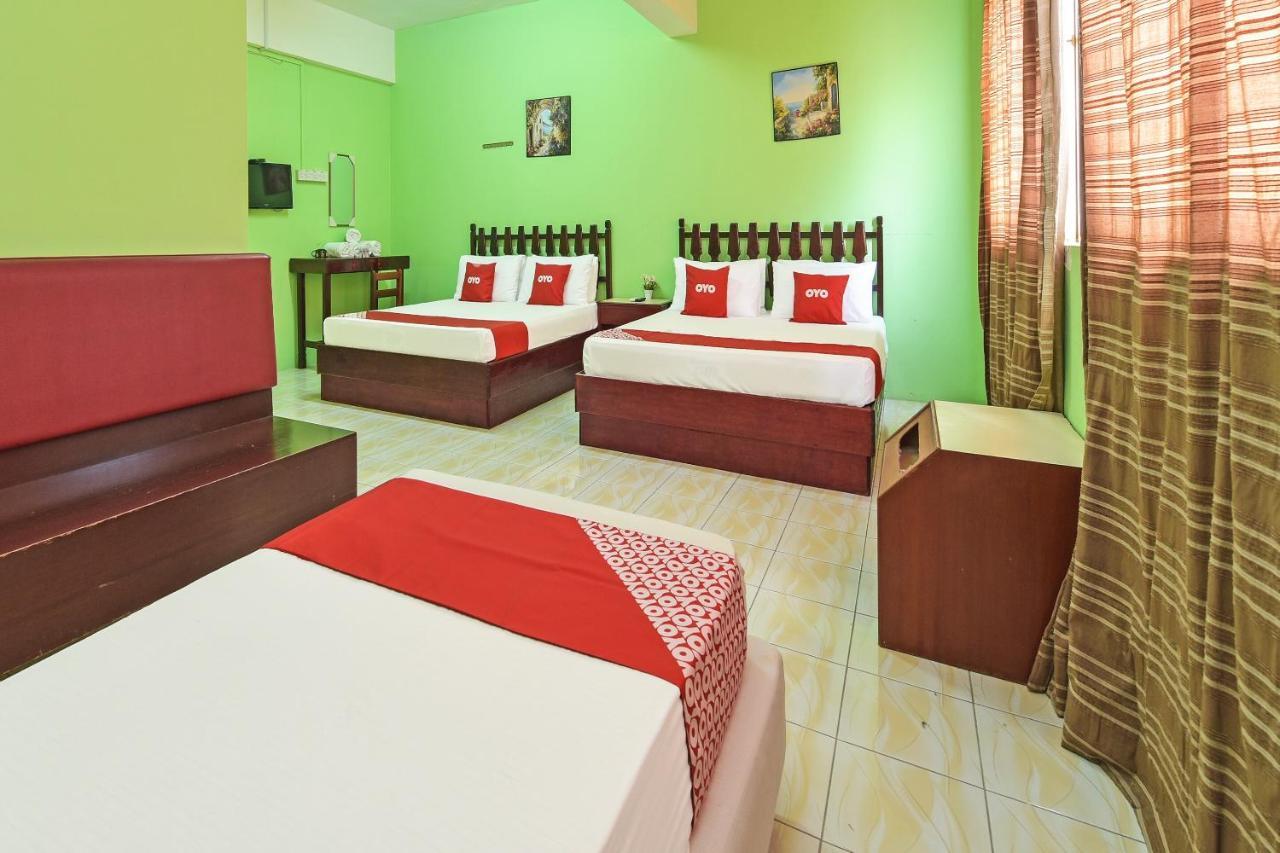 Super Oyo Capital O 90659 Raintown Timbers Hotel Taiping Buitenkant foto