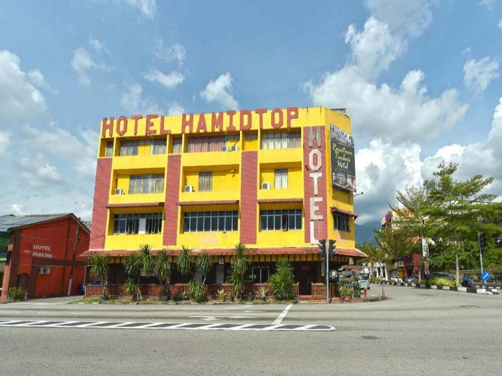 Super Oyo Capital O 90659 Raintown Timbers Hotel Taiping Buitenkant foto
