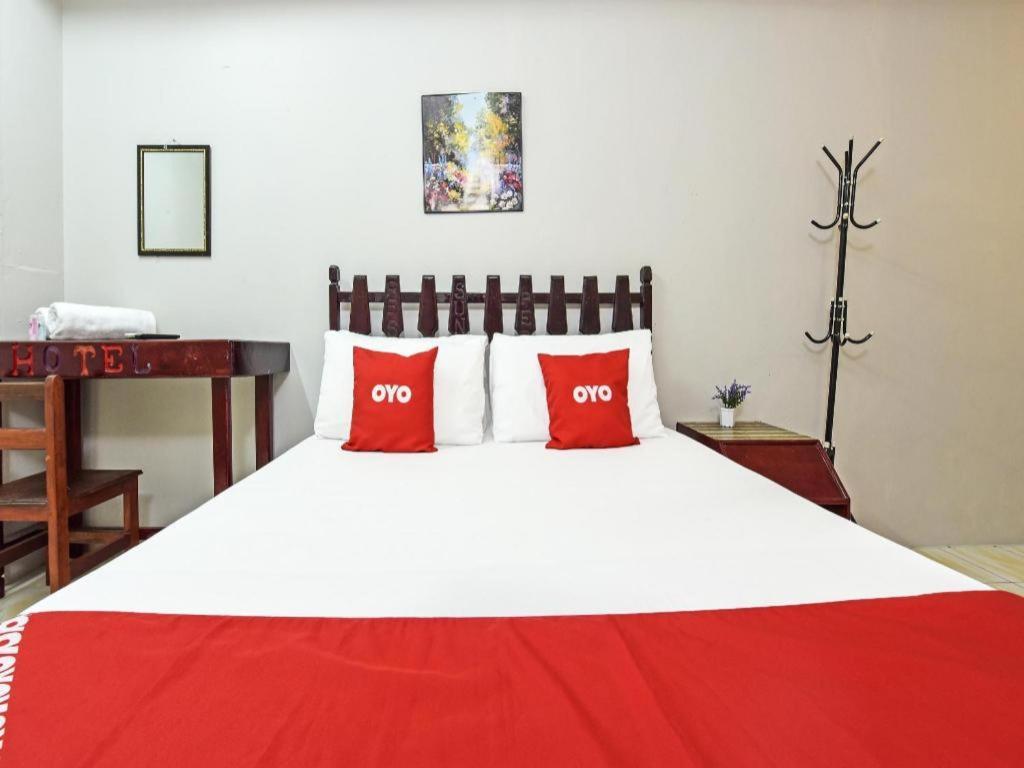 Super Oyo Capital O 90659 Raintown Timbers Hotel Taiping Buitenkant foto